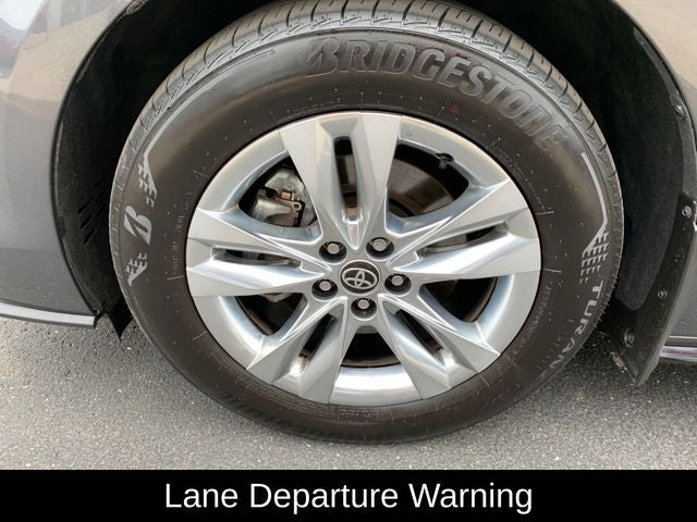 2025 Toyota Sienna Limited 7 Passenger