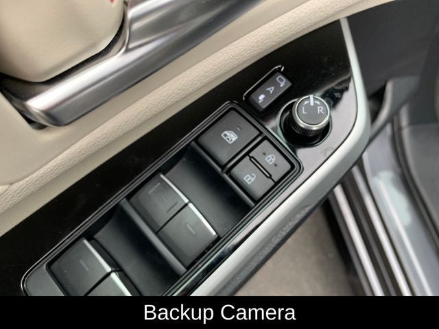 2025 Toyota Sienna Limited 7 Passenger