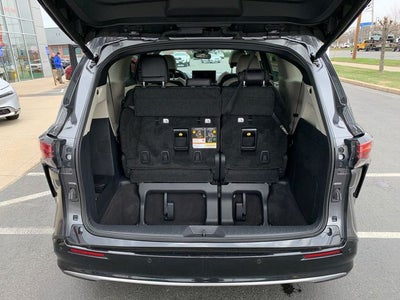 2025 Toyota Sienna Limited 7 Passenger