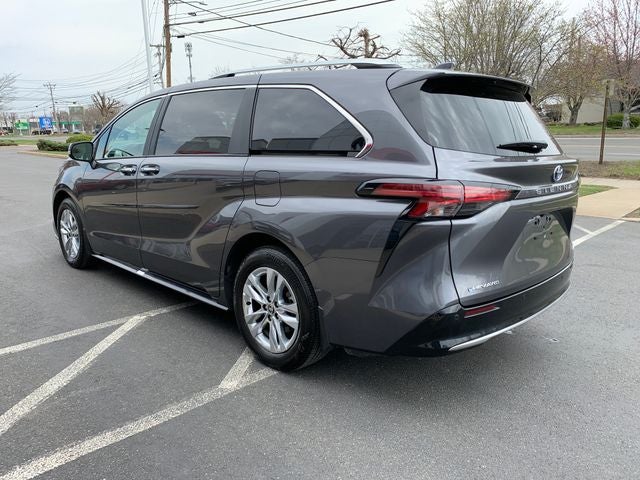 2025 Toyota Sienna Limited 7 Passenger
