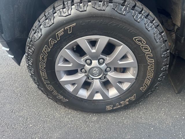 2017 Toyota Tacoma SR5 V6