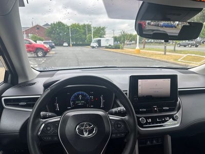2025 Toyota Corolla Cross XLE