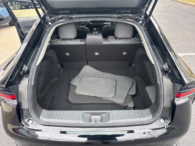 2023 Toyota Prius LE