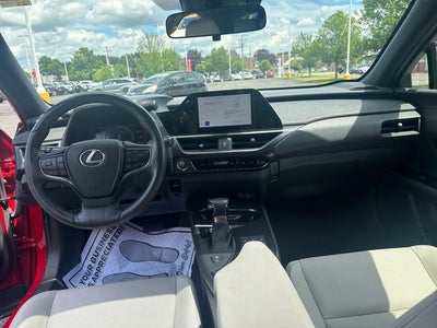 2023 Lexus UX 250h F SPORT Design