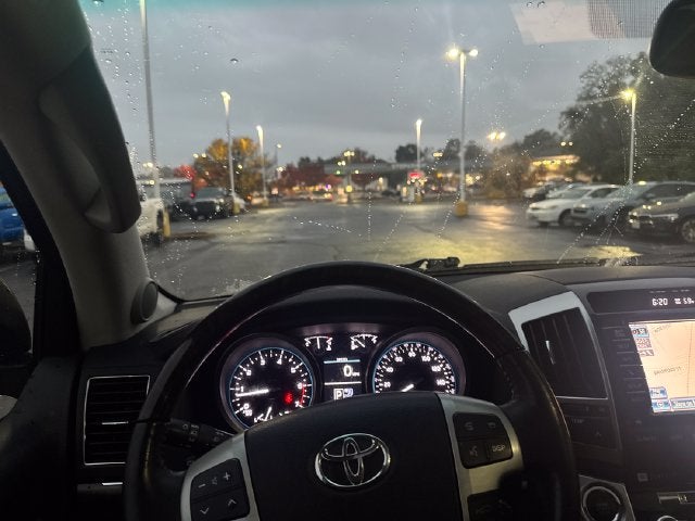 2014 Toyota Land Cruiser Base