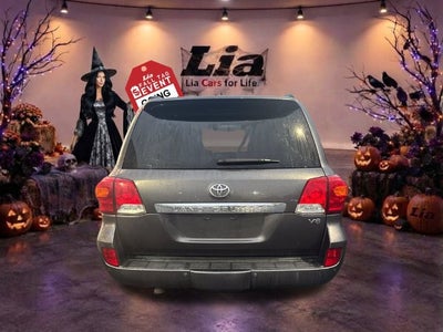 2014 Toyota Land Cruiser Base