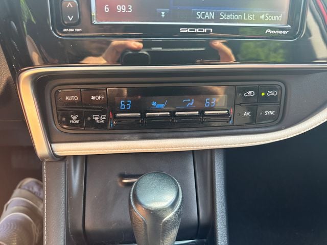2016 Scion iM Base