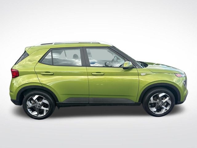 2021 Hyundai Venue SEL