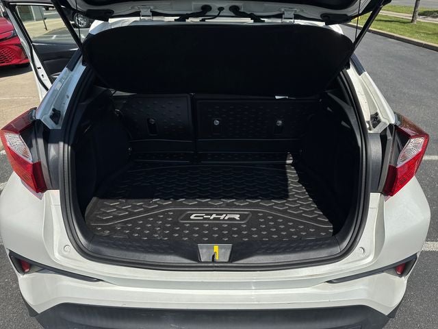 2021 Toyota C-HR LE