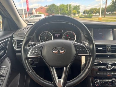 2019 INFINITI QX30 LUXE