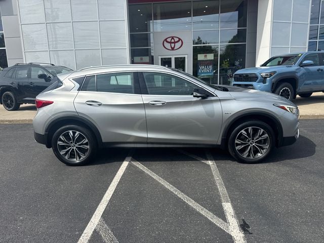 2019 INFINITI QX30 LUXE