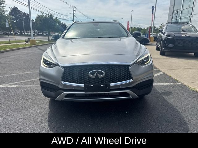 2019 INFINITI QX30 LUXE