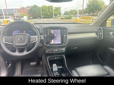 2023 Volvo XC40 B5 Plus Bright Theme